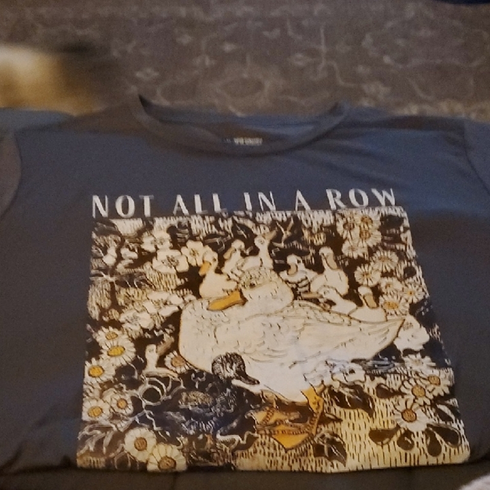 Graphic Duck Tee - 'Not All in a Row' in Navy and White
